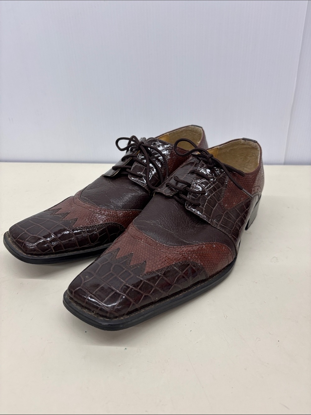 Roberto Chillini Men's Two-Tone Brown Croc-Embossed Leather Lace-Up Oxfords